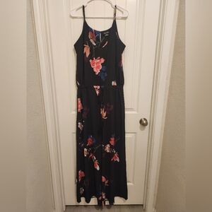 City Chic Size 14 Black Floral